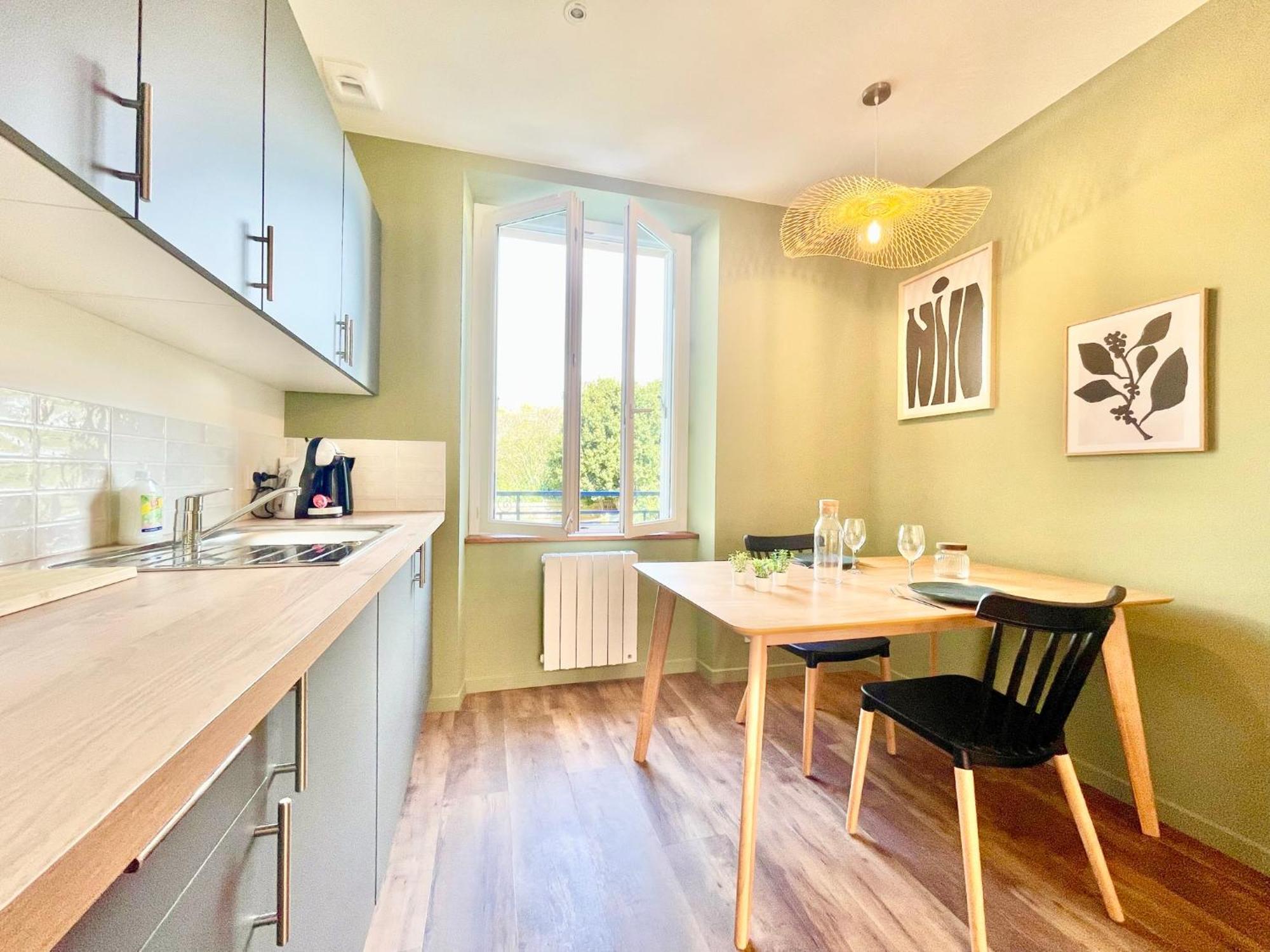 Appartements A Lorient - Tout Confort - Internet Fibre - Nouveau Bagian luar foto